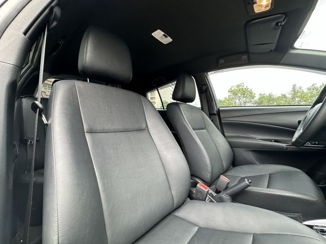 一手車 原版原漆無事故認證車 超低里程僅跑兩萬 保養工單全 安卓機倒車顯影 抬頭顯示器 代步最優解  第10張相片