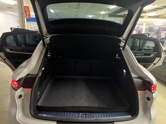 2024年式24年領牌 全程原廠保養 原廠保固中 小改款 液晶螢幕 導航 跑計 全景天窗 腳踢尾門 車道維持 摸門  第5張相片