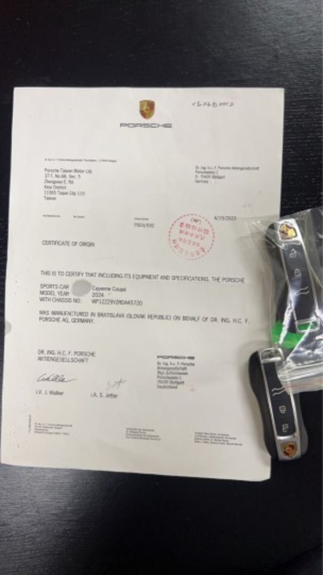 2024年式24年領牌 全程原廠保養 原廠保固中 小改款 液晶螢幕 導航 跑計 全景天窗 腳踢尾門 車道維持 摸門  第20張相片