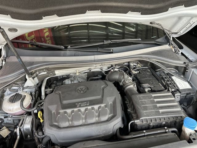 330TSI  2.0液晶螢幕 僅跑6萬公里 電動椅 環景攝影 電動尾門 LED頭燈 資料備鎖齊全  第14張相片