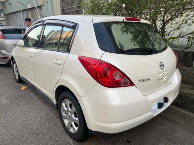 NISSAN日產 TIIDA  第2張相片