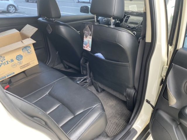NISSAN日產 TIIDA  第6張相片