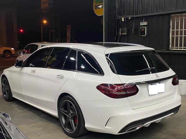 M-BENZ賓士 C300  第2張相片