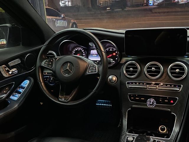 M-BENZ賓士 C300  第5張相片
