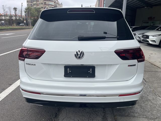 VOLKSWAGEN福斯 TIGUAN  第1張相片