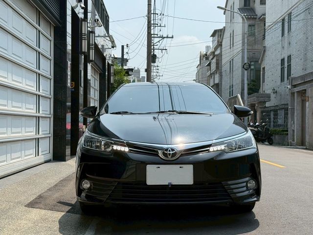 TOYOTA豐田 ALTIS  第1張相片
