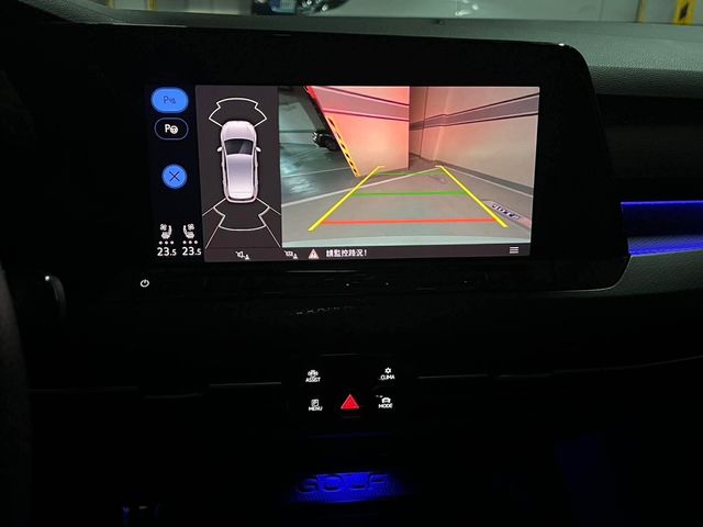 VOLKSWAGEN福斯 GOLF GTI  第6張相片