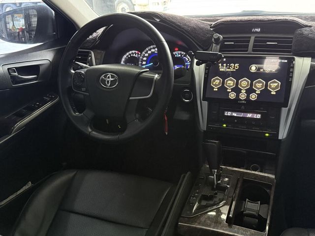 TOYOTA豐田 CAMRY  第4張相片