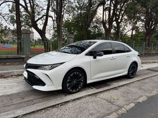 TOYOTA豐田 ALTIS  第1張相片