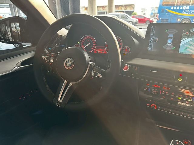BMW寶馬 X6  第3張相片