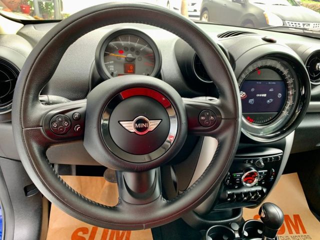 藍白雙色獨特稀有MINI COUNTRYM 1.6  第8張相片