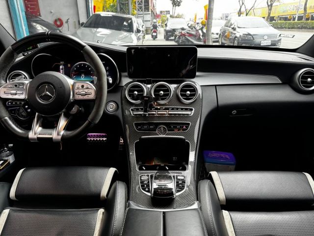 20年 改款後C63s estate 全車精品改 全車碳纖維  第18張相片
