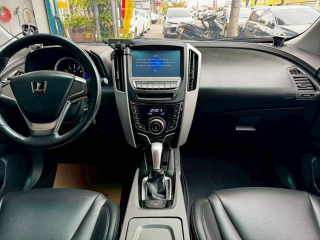 Luxgen U6 Turbo跨界小休旅CP值高!!低里程認證車五大保固  第9張相片