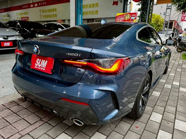 新世代霸氣大鼻頭2021年420i coupe  第7張相片