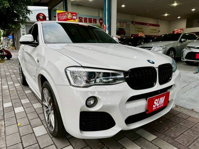 BMW運動跑旅 X4 28i M版  第3張相片