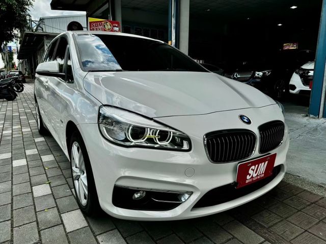 2016年式218D 柴油七人座超好開省油省稅金  第3張相片