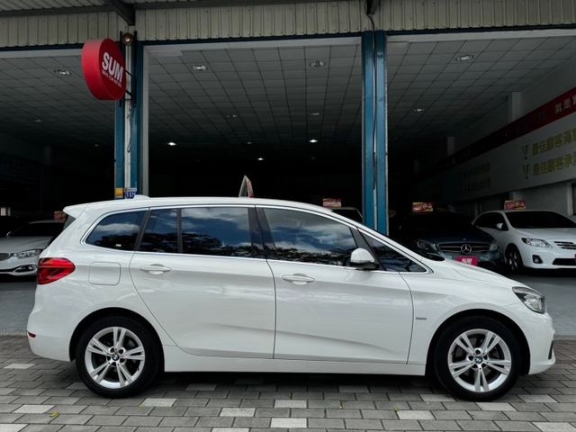 2016年式218D 柴油七人座超好開省油省稅金  第4張相片