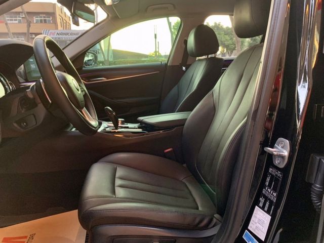 G30 520D 2.0 豪華柴油轎車  第8張相片