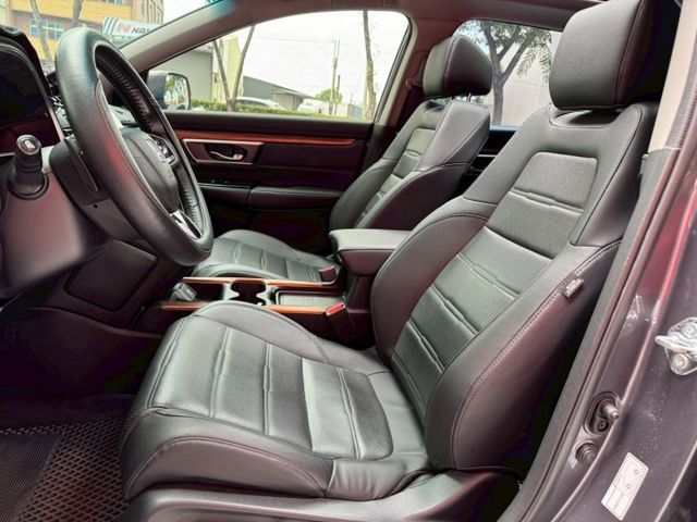 五代CRV 頂規S版本 YES認證車  第7張相片