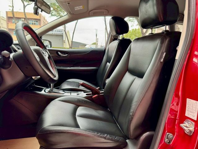 2019年式TIIDA旗艦版 原廠保養超值大空間小車  第10張相片