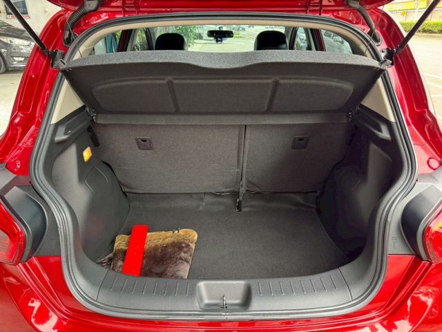 2019年式TIIDA旗艦版 原廠保養超值大空間小車  第15張相片