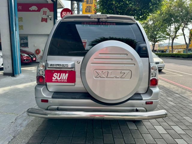 爬山涉水樣樣通V6稀有XL-7 七人座 加裝防撞桿  第6張相片