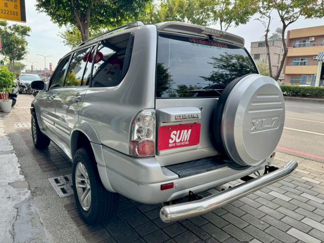 爬山涉水樣樣通V6稀有XL-7 七人座 加裝防撞桿  第7張相片
