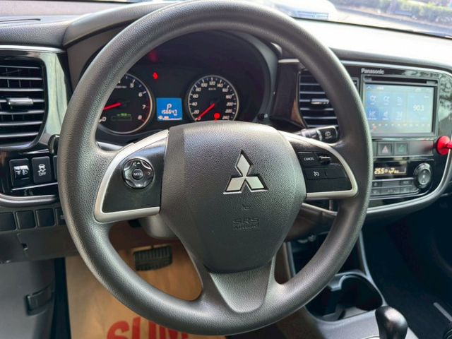 超值便宜休旅車Outlander!!認證車保固一年  第6張相片