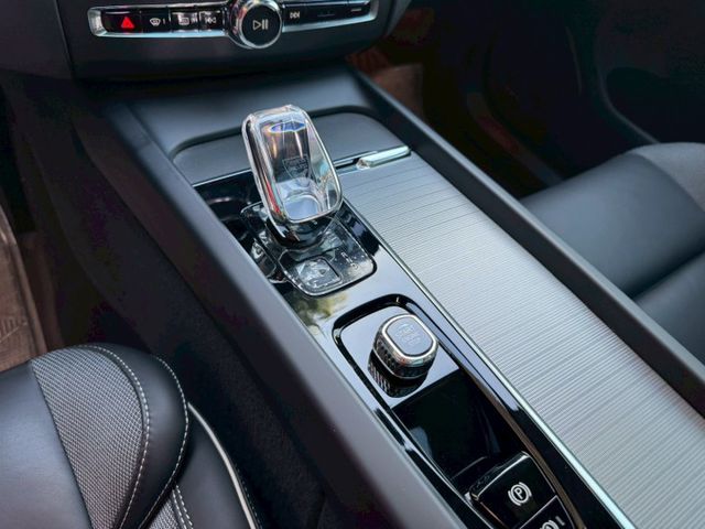 XC60 B5 R版油電  第8張相片