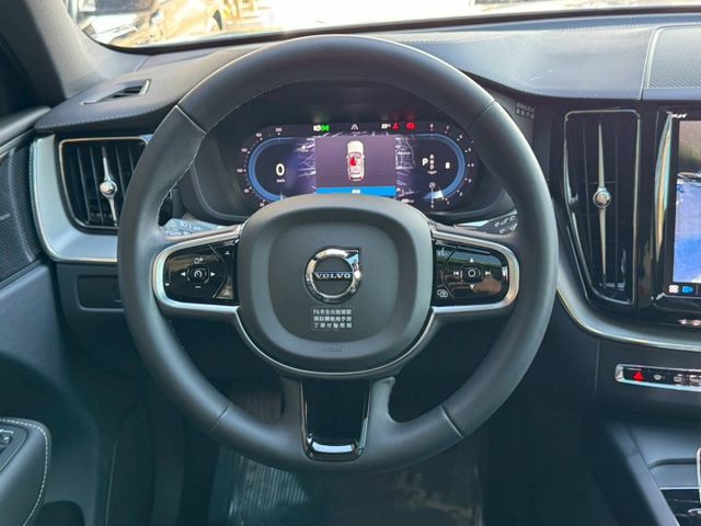 XC60 B5 R版油電  第9張相片