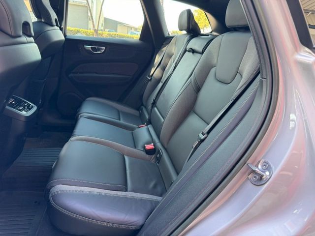 XC60 B5 R版油電  第10張相片