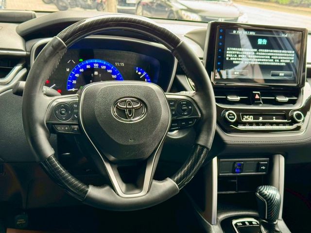 CC油電旗艦版 新車103萬 360環景/電動座椅/盲點偵測/抬頭顯示  第7張相片