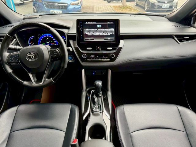 CC油電旗艦版 新車103萬 360環景/電動座椅/盲點偵測/抬頭顯示  第8張相片