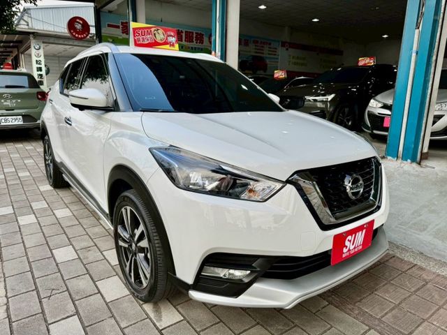 KICKS智行旗艦版1.5 五大保固低里程認證車  第3張相片