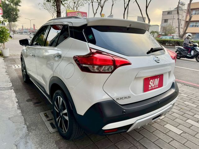 KICKS智行旗艦版1.5 五大保固低里程認證車  第7張相片