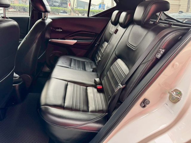 KICKS智行旗艦版1.5 五大保固低里程認證車  第11張相片