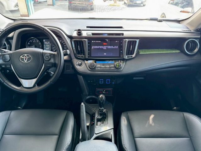 2017年式RAV4尊爵版!!有ACC跟車/環景  第7張相片