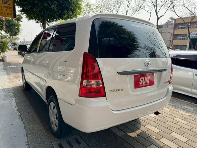 稀有手排才有力INNOVA!!是皮椅的!!  第4張相片