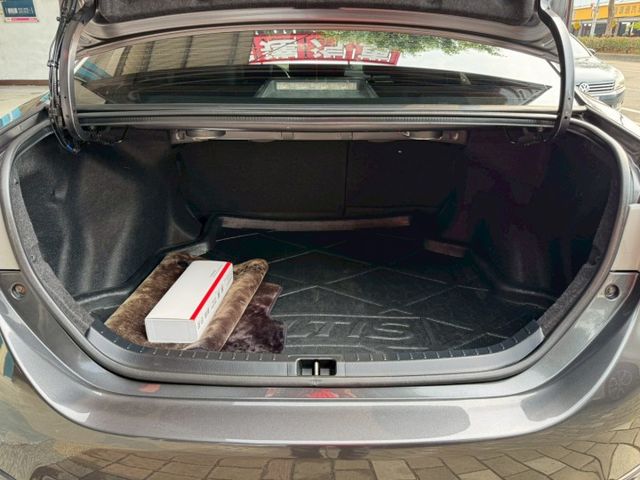 運動大包/輕量化鋁圈/安卓機/HUD都改好了!!免KEY摸門/恆溫/定速  第13張相片