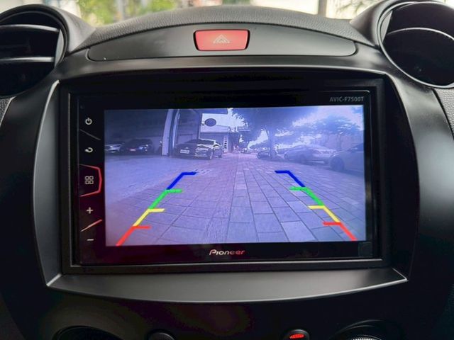 低里程5萬公里保證 MAZDA2  第10張相片