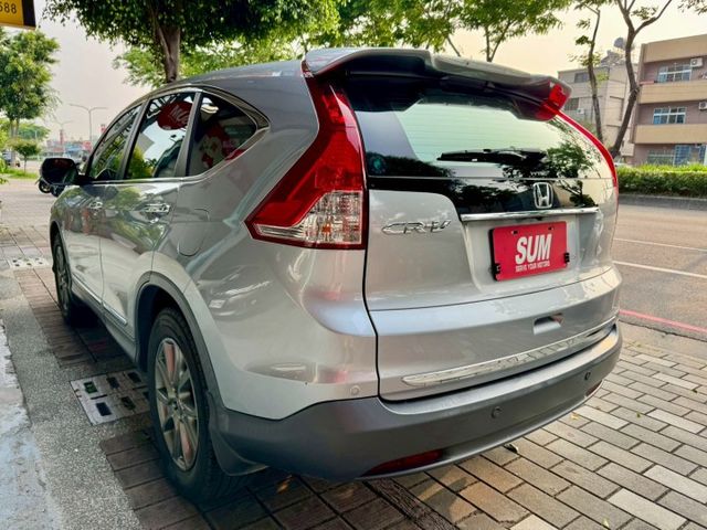 一手車原廠保養紀錄超低里程保證6萬公里國民休旅車CRV 2.4 載貨空間一流  第5張相片