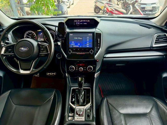 森林人 i-S ES有acc跟車/電尾門/360環景  第9張相片