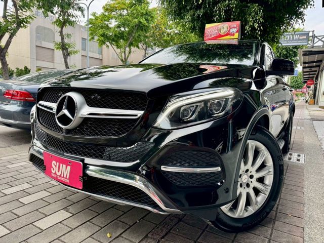 GLE 350D COUPE斜背豪華休旅 V6柴油引擎  第2張相片