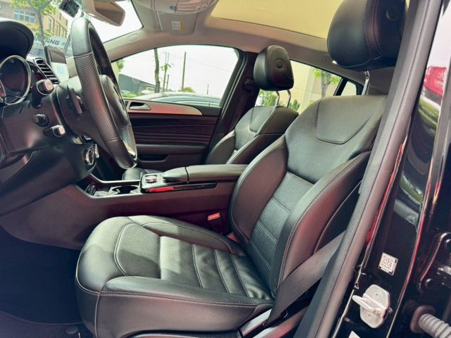 GLE 350D COUPE斜背豪華休旅 V6柴油引擎  第10張相片