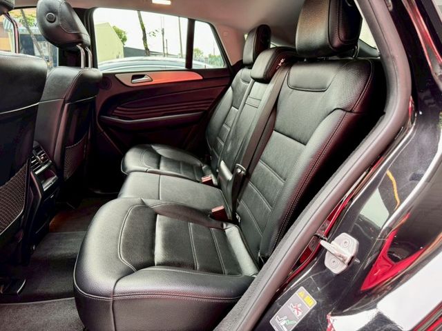 GLE 350D COUPE斜背豪華休旅 V6柴油引擎  第11張相片