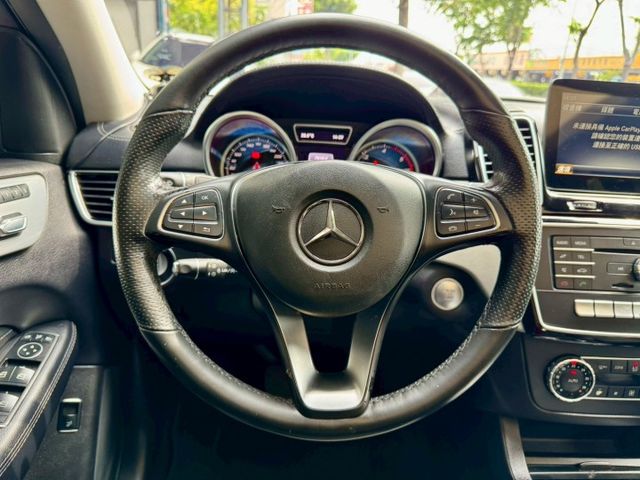 GLE 350D COUPE斜背豪華休旅 V6柴油引擎  第8張相片
