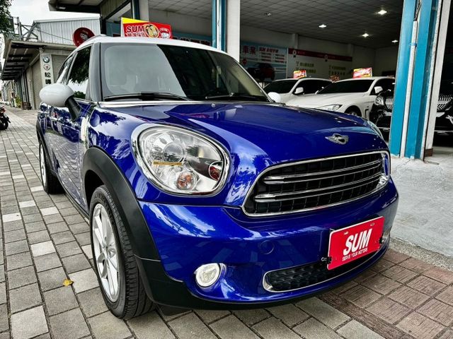 藍白雙色獨特稀有MINI COUNTRYM 1.6  第3張相片
