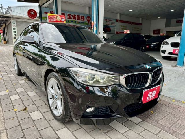 320i GT升降尾翼!!原廠Ｍ-SPORT版/麂皮內裝運動化十足  第3張相片