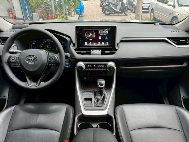 RAV4油電2.5  第7張相片
