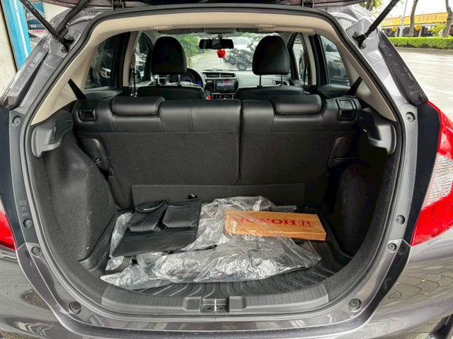 頂級S版 無生鏽車庫車 原廠保養 YES認證漂亮車  第13張相片
